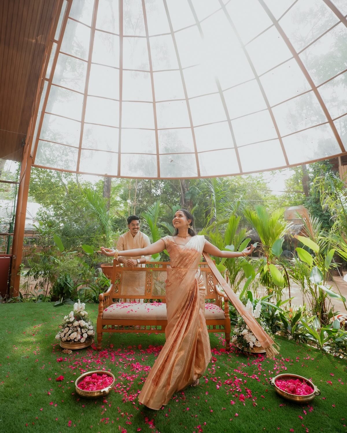 Wedding story by Frozen Seconds